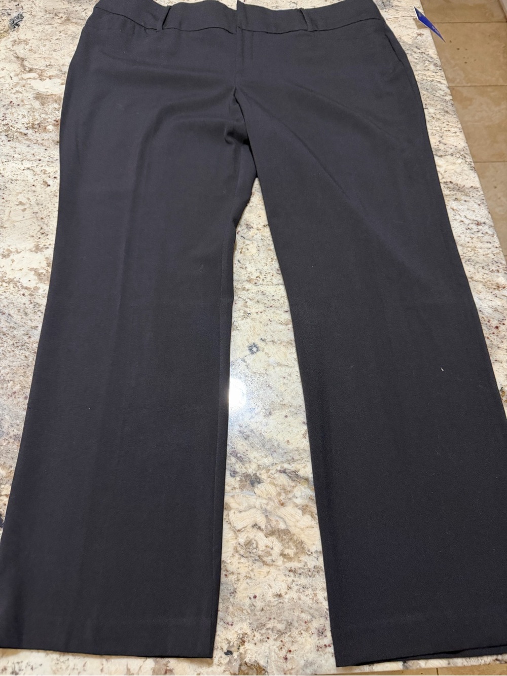 Kohl’s Apt. 9 Magic Waist Tummy Control Black Women’s Slacks Size 16 Short NWT